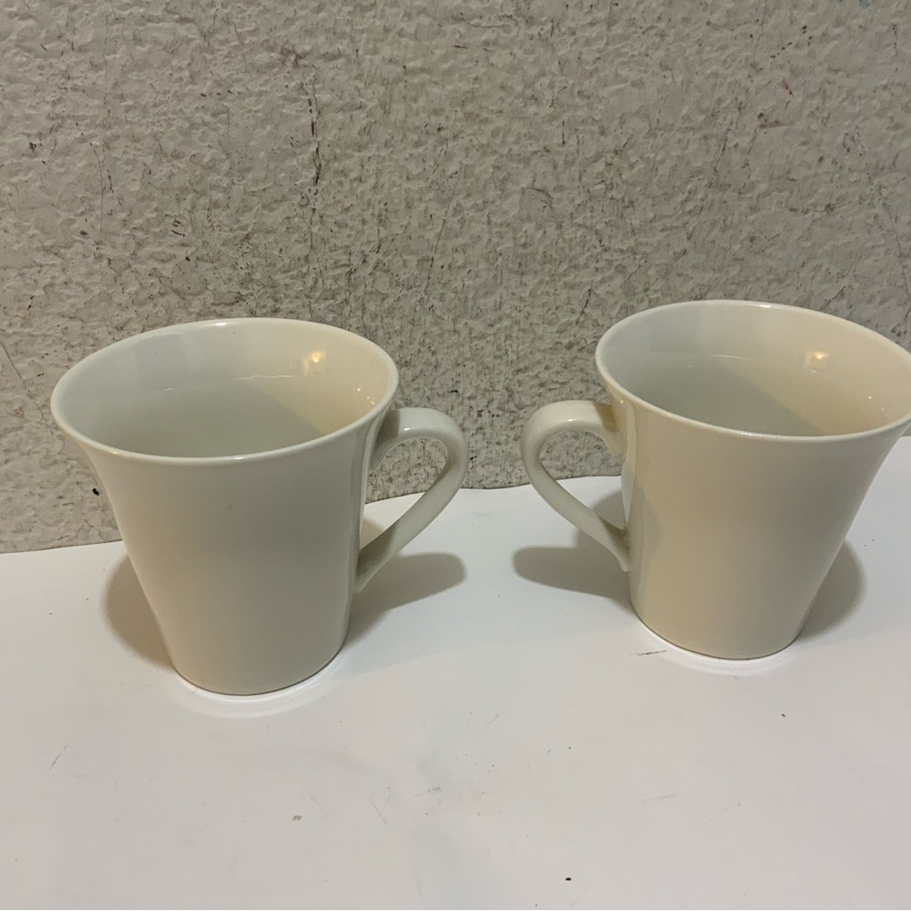 Set Of two (2) 10 Strawberry Street Coffee / Tea Cups White